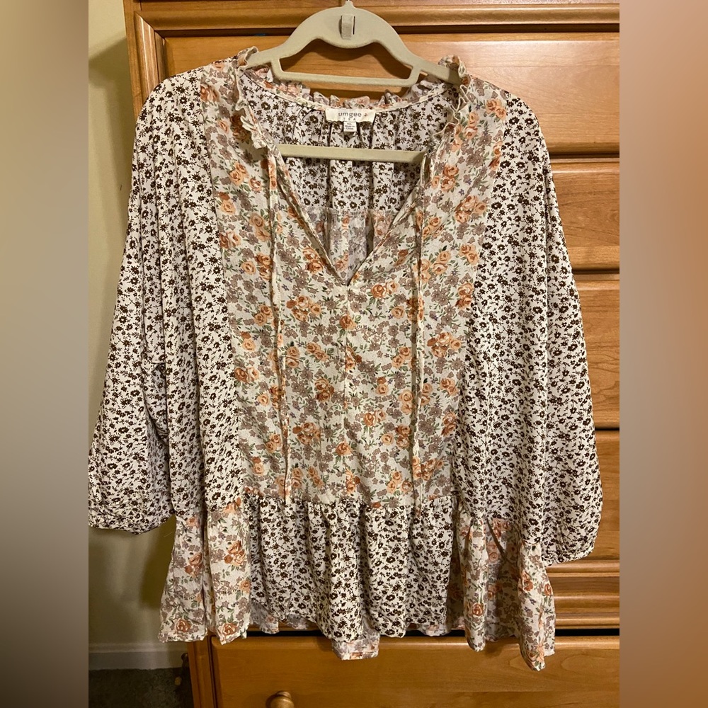 Pattern blocked lightweight shirt